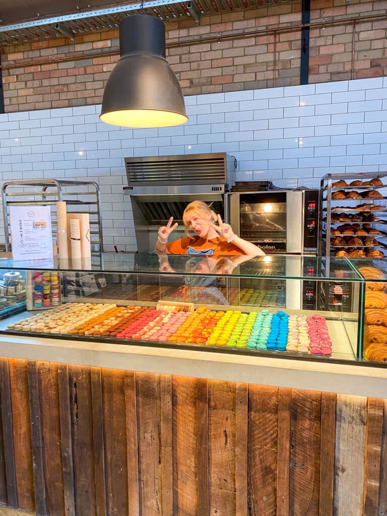 Expérience professionnelle dans une boulangerie française à Perth.